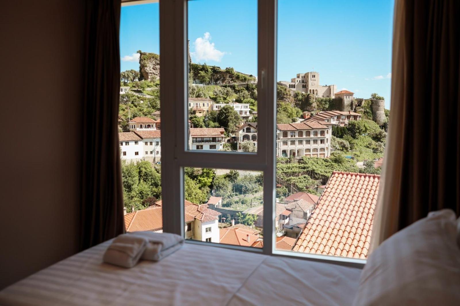 Kruja Townscape Rooms Екстериор снимка
