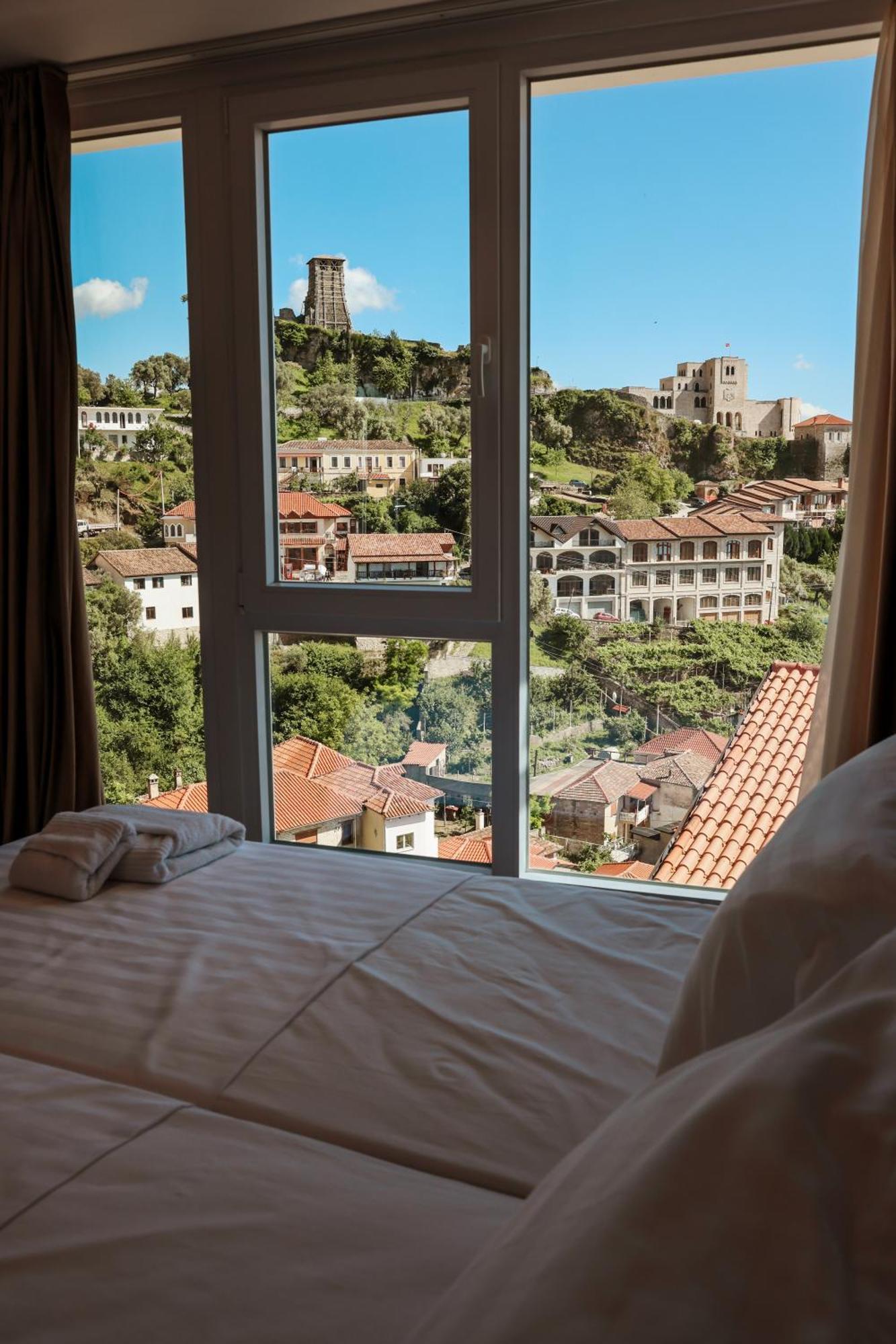 Kruja Townscape Rooms Екстериор снимка