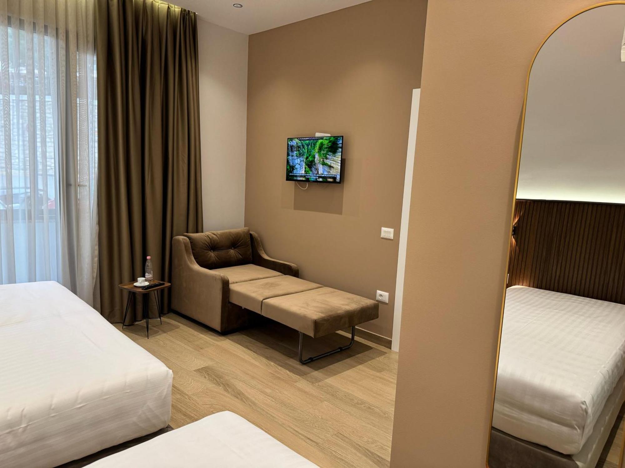 Kruja Townscape Rooms Екстериор снимка